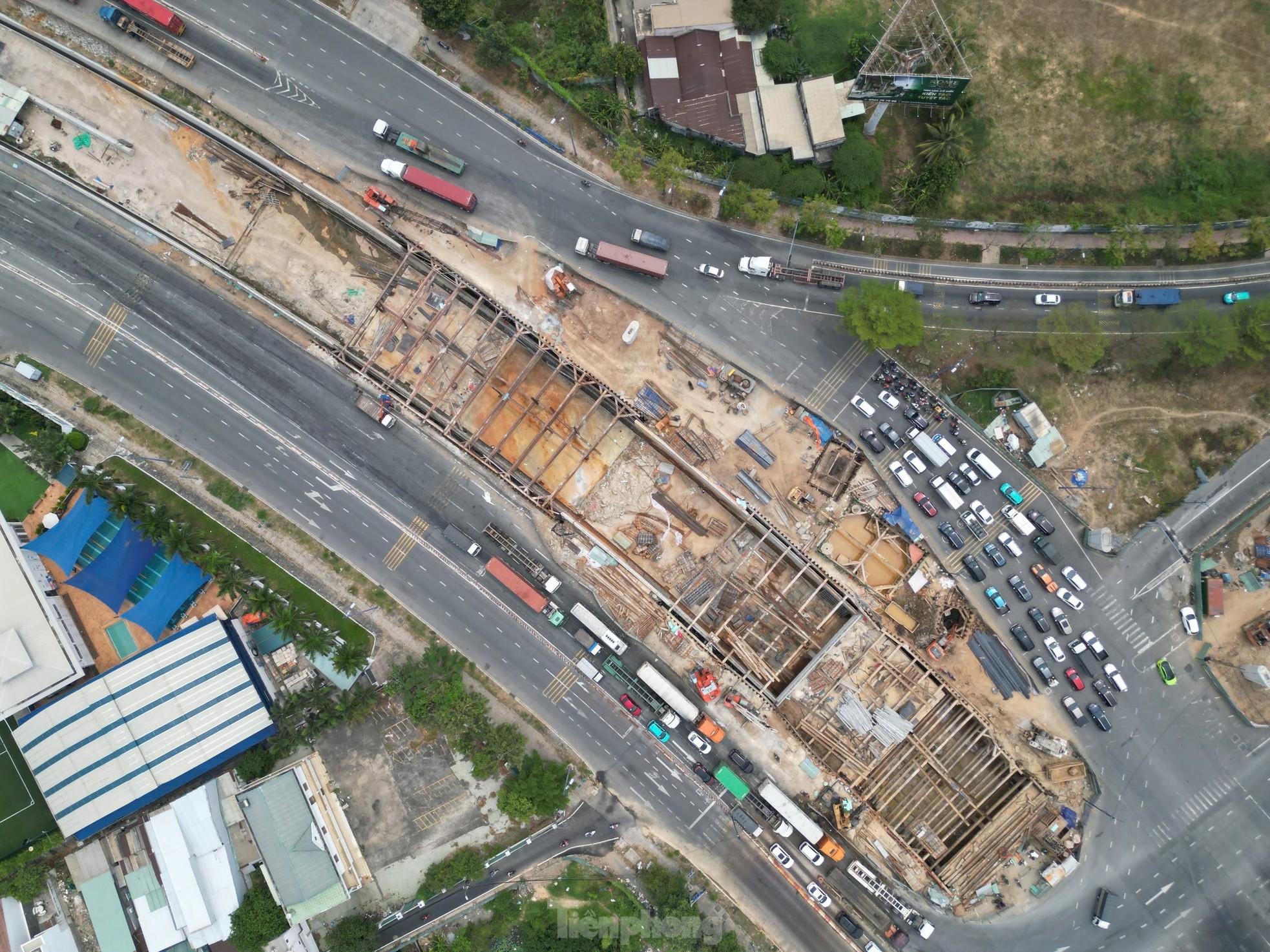 Hình hài hầm chui tại nút giao nghìn tỷ lớn nhất TPHCM sắp thông xe ảnh 1