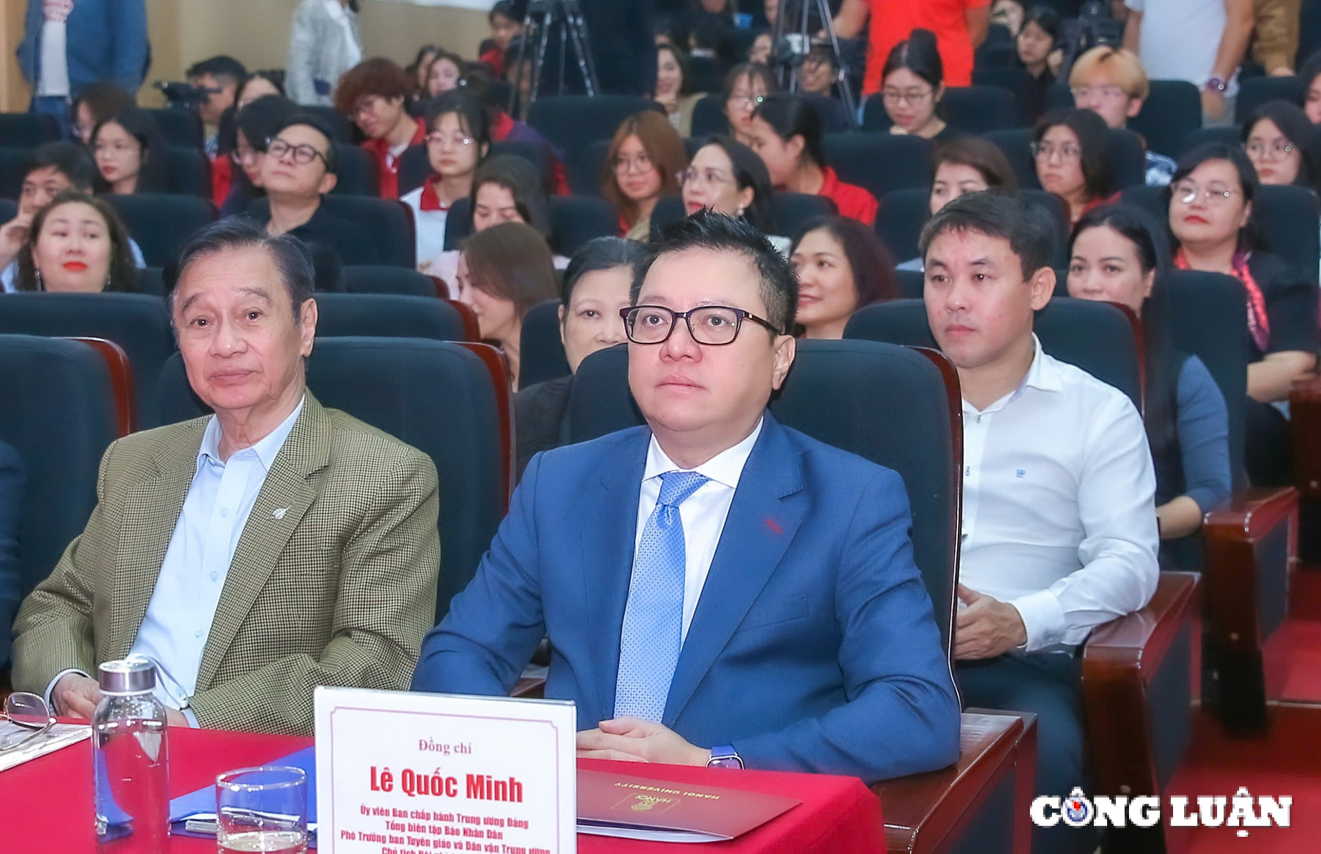 cuoc thi viet cha va con gai khoi day nhung gia tri nhan van gia tri cua gia dinh hinh 1
