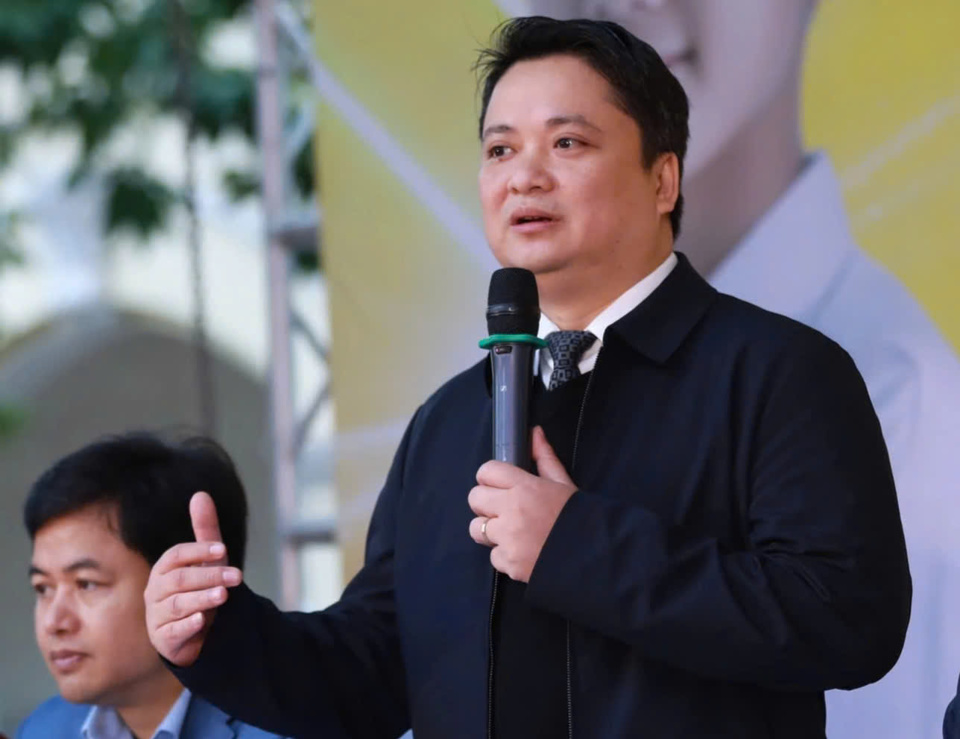 Ông Nghiêm Văn Bình, Phó Trưởng phòng phụ trách, Phòng Quản lý thi và Kiểm định chất lượng giáo dục (Sở GD&ĐT Hà Nội) giải đáp thắc mắc về kỳ thi tuyển sinh lớp 10.