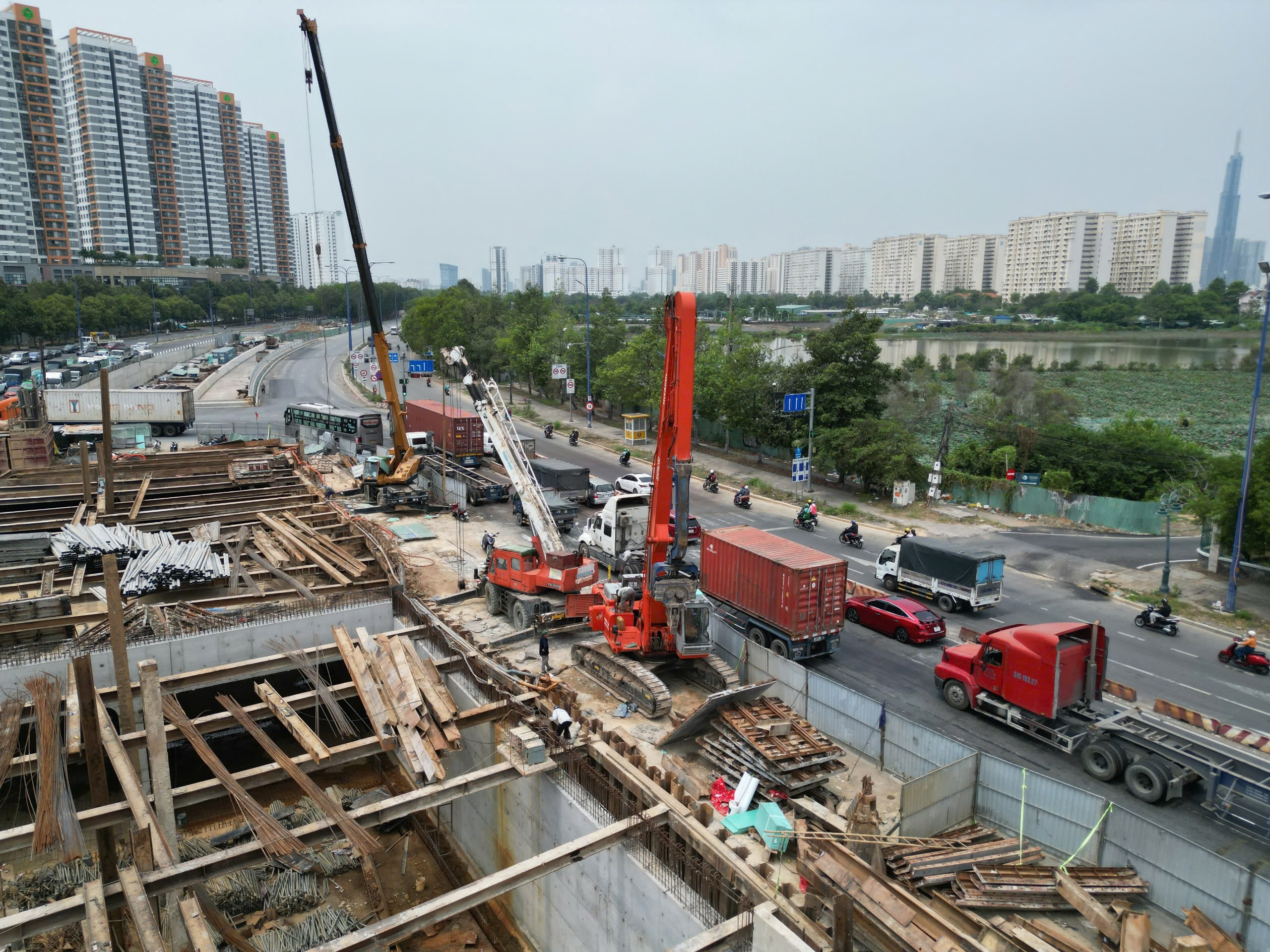 Ngắm hầm chui tại nút giao hoành tráng nhất TP.HCM sắp thông xe- Ảnh 5. Ngắm hầm chui tại nút giao hoành tráng nhất TP.HCM sắp thông xe- Ảnh 5.