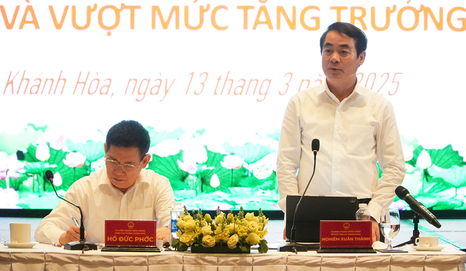 Bí thư Tỉnh ủy Khánh Hòa Nghiêm Xuân Thành phát biểu. Ảnh: Trung Nhân