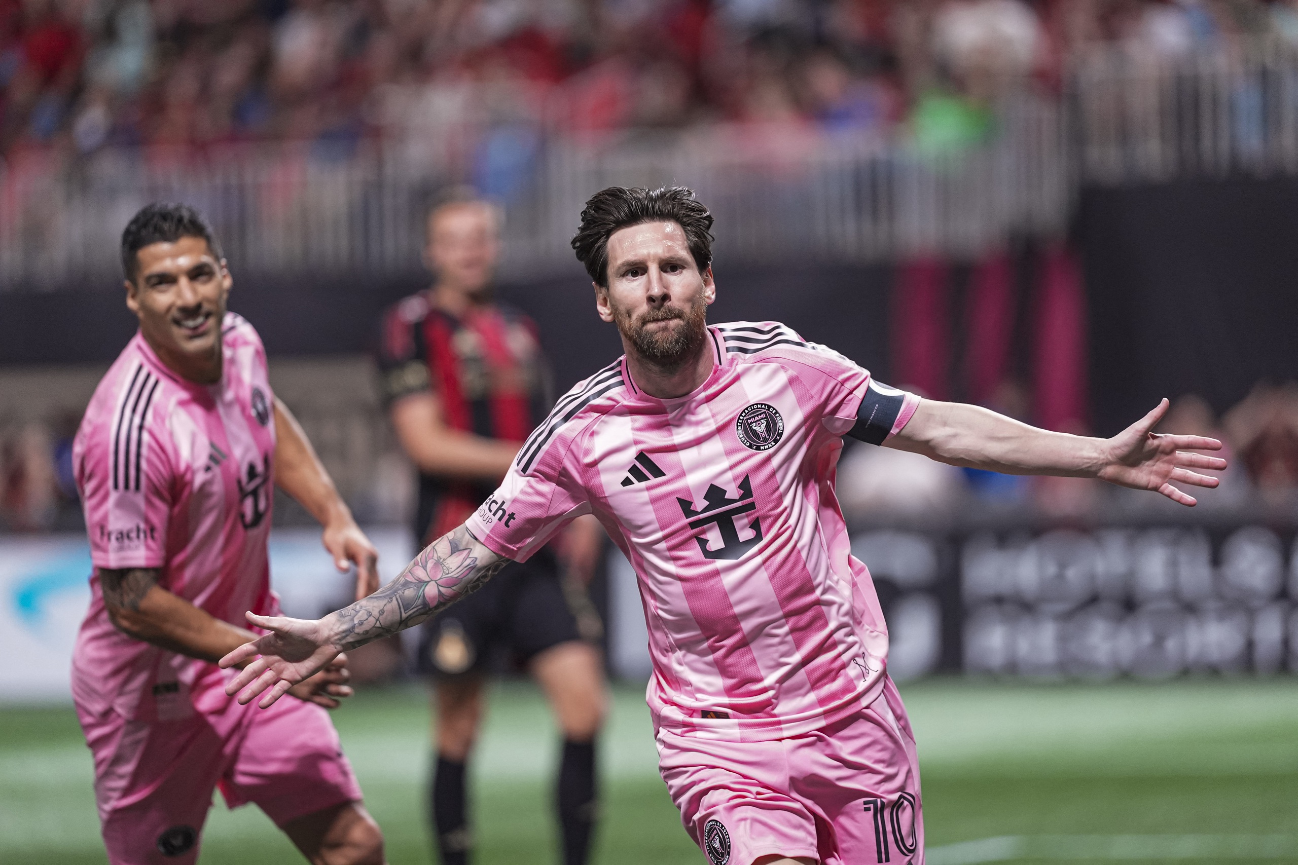 Messi ghi bàn ngoạn mục: Inter Miami đánh bại Atlanta United lên đỉnh bảng xếp hạng MLS - Ảnh 2.