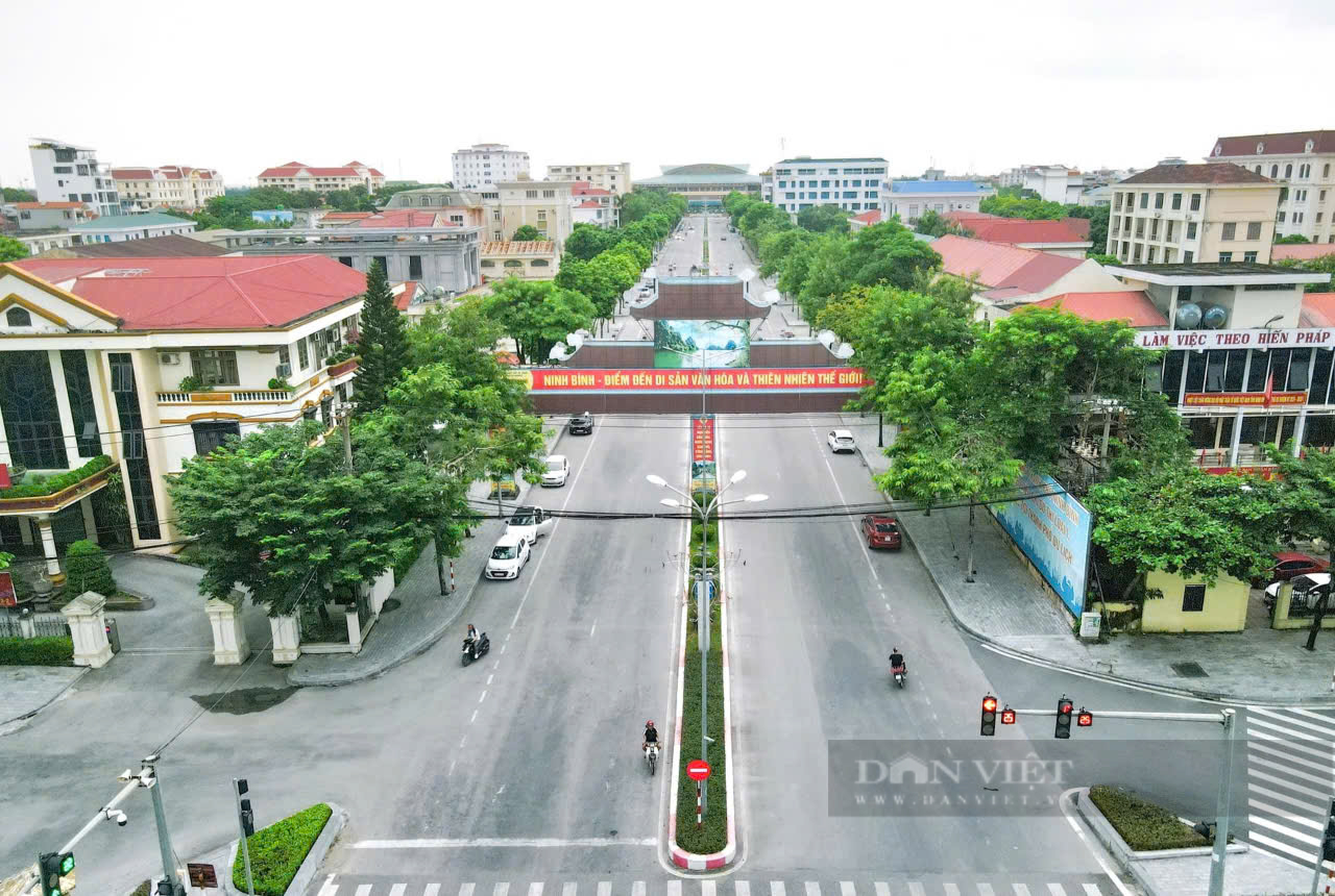 Sau sáp nhập, một thành phố ở Ninh Bình được công nhận hoàn thành nhiệm vụ xây dựng nông thôn mới - Ảnh 1.