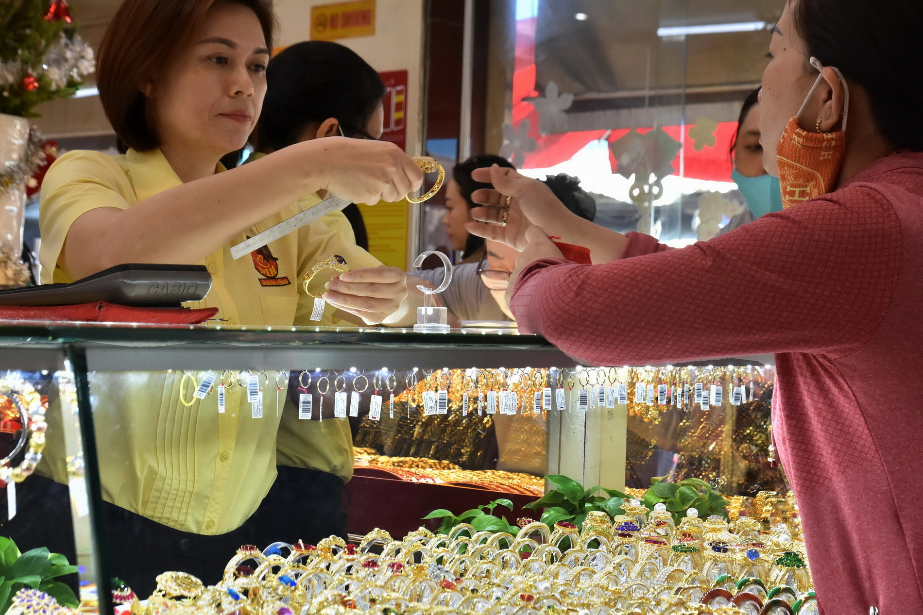 Giá vàng hôm nay, 29-3: Tăng lên đỉnh cao mọi thời đại- Ảnh 1. Giá vàng hôm nay, 29-3: Tăng lên đỉnh cao mọi thời đại- Ảnh 1.