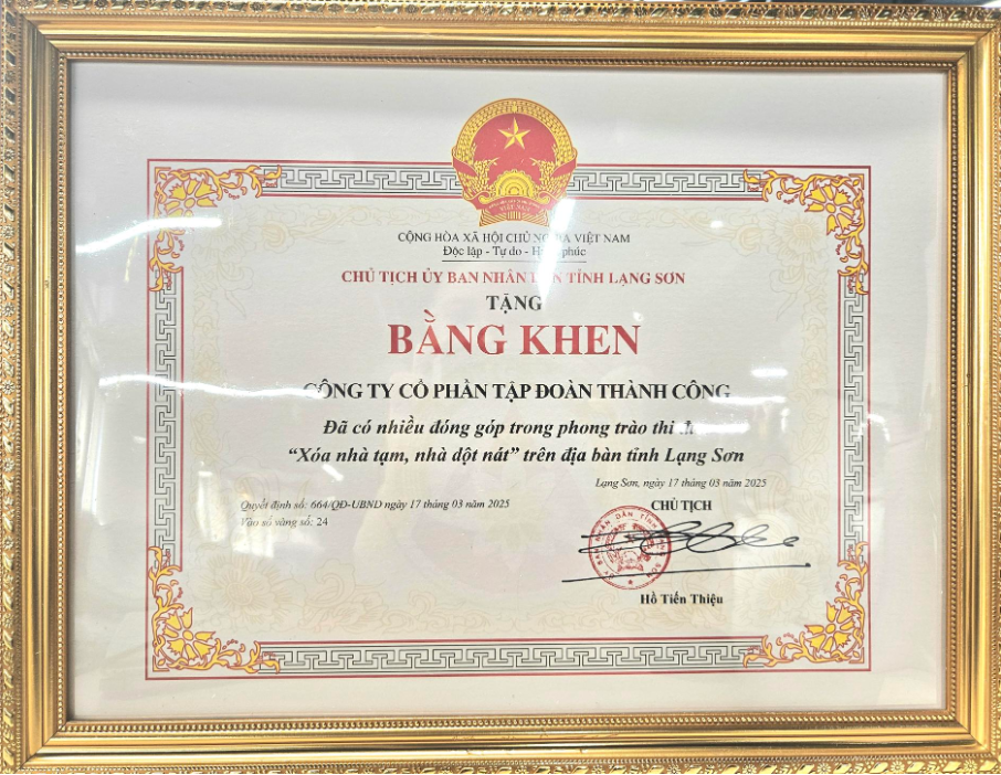 Tập đoàn nhận bằng khen về đóng góp cho phong trào “xóa nhà tạm, nhà dột nát” tại Lạng Sơn Tập đoàn nhận bằng khen về đóng góp cho phong trào “xóa nhà tạm, nhà dột nát” tại Lạng Sơn