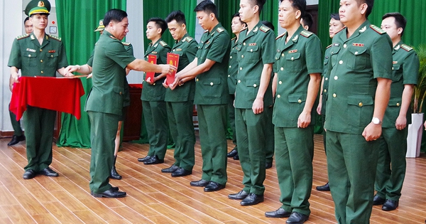 Từ 3/3/2025 áp dụng quy định mới về tiêu chí, tiêu chuẩn xét thăng quân hàm cấp tướng vượt bậc, trước thời hạn.