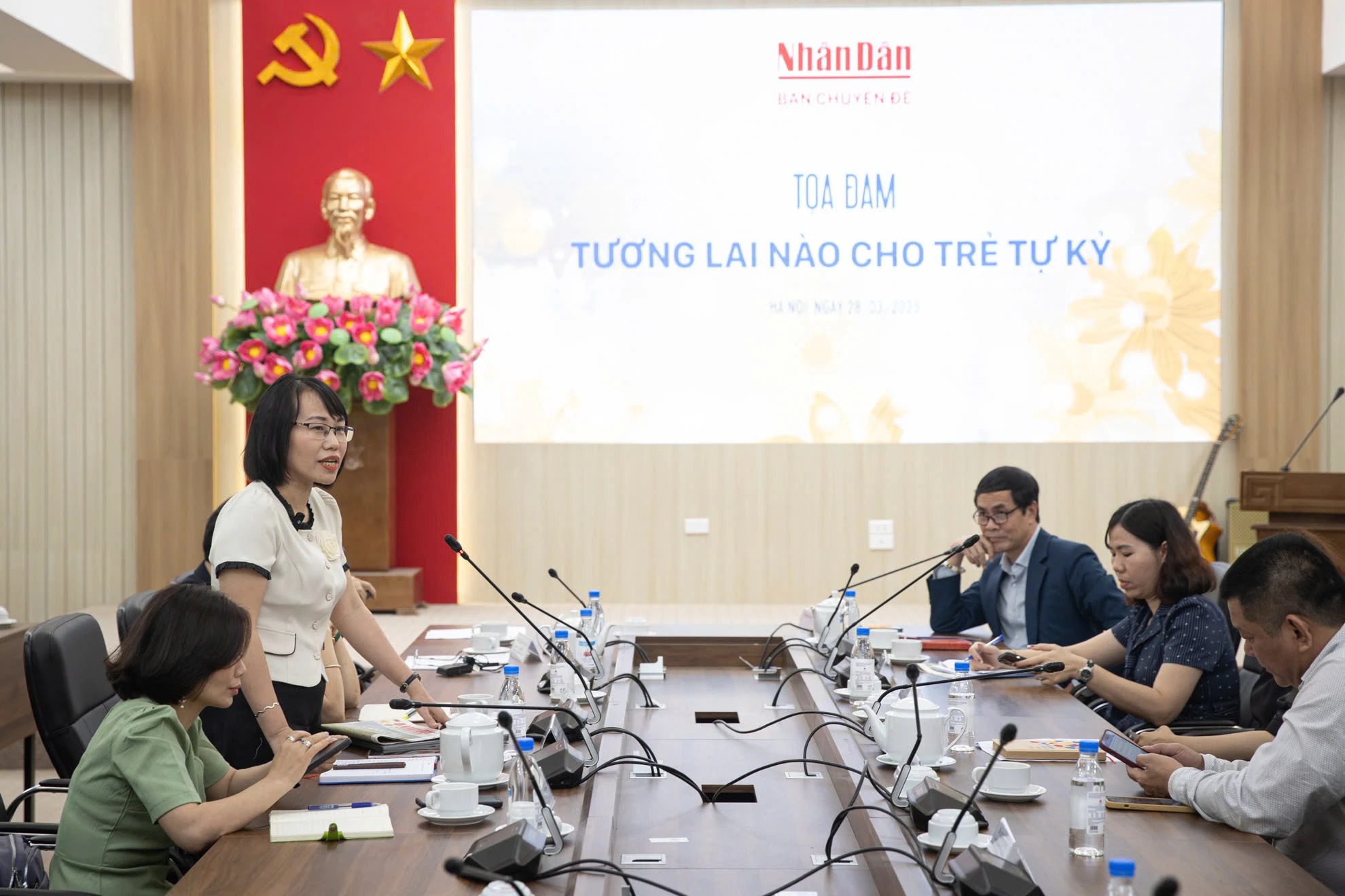 Trẻ tự kỷ sẽ ra sao khi cha mẹ không còn trên đời?- Ảnh 1. Trẻ tự kỷ sẽ ra sao khi cha mẹ không còn trên đời?- Ảnh 1.