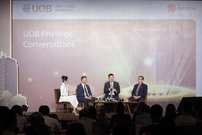 Chuyên gia UOB chia sẻ tại sự kiện