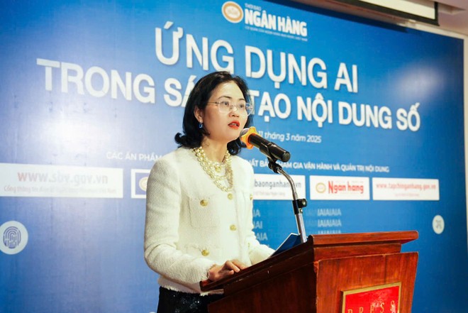 Bà Lê Thị Thúy Sen, Tổng biên tập Thời báo Ngân hàng phát biểu khai mạc