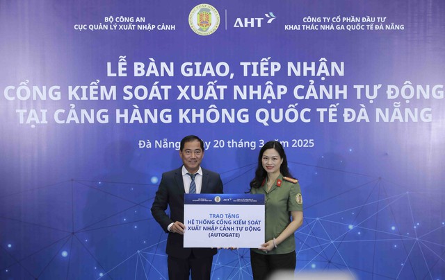 Vận hành hệ thống Cổng kiểm soát xuất nhập cảnh tự động, tạo ấn tượng đẹp cho hành khách khi tới Đà Nẵng - Ảnh 1.