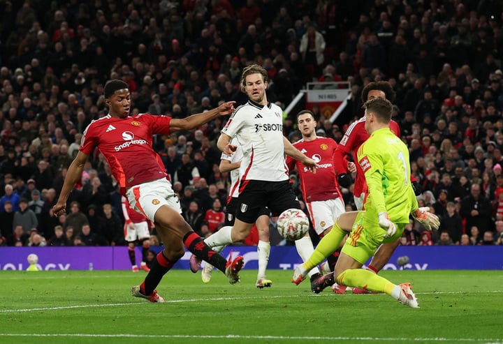 Man Utd bị loại khỏi FA Cup.