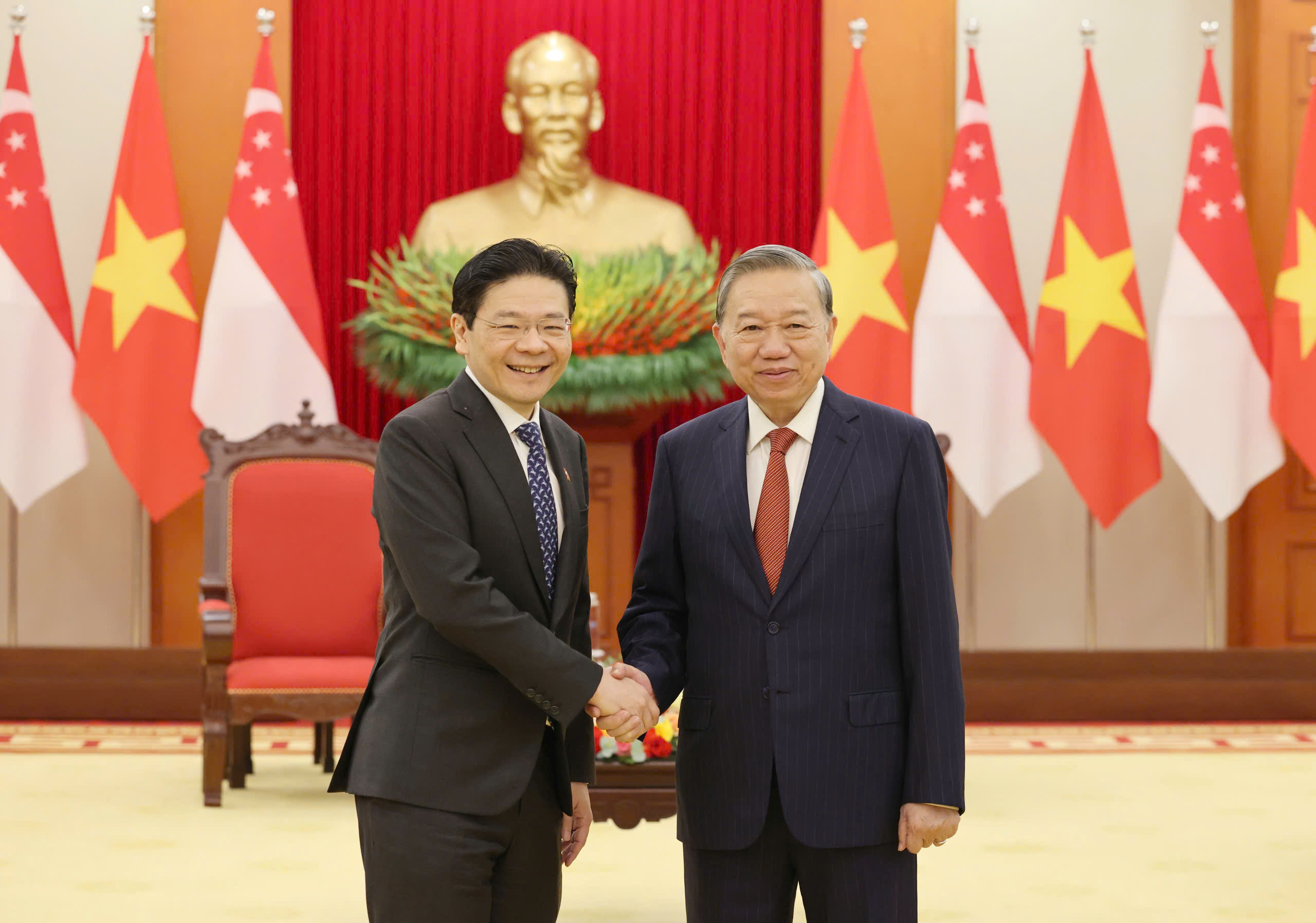 Tổng Bí thư Tô Lâm tiếp Thủ tướng Singapore- Ảnh 1. Tổng Bí thư Tô Lâm tiếp Thủ tướng Singapore- Ảnh 1.