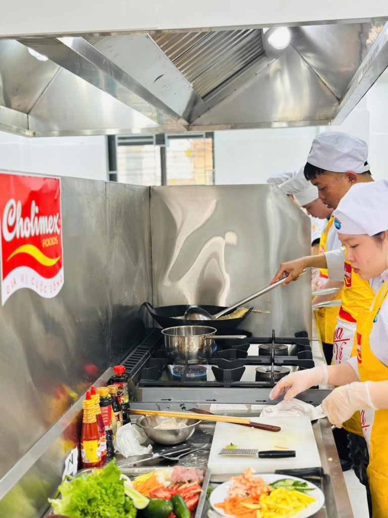 Nhật Bản mời lãnh đạo 8 quốc gia ngoài nhóm dự Thượng đỉnh G7, trong đó có Việt Nam - Vietnam.vn