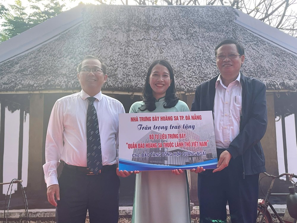 Khai mạc trưng bày chuyên đề “Du lịch Quảng Ngãi - Sức hút từ Di sản và Bản sắc” - ảnh 5