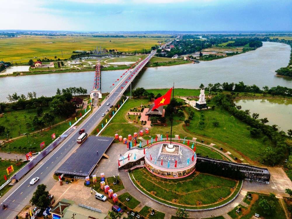 Trở thành công viên lịch sử - văn hóa đặc sắc - ảnh 1
