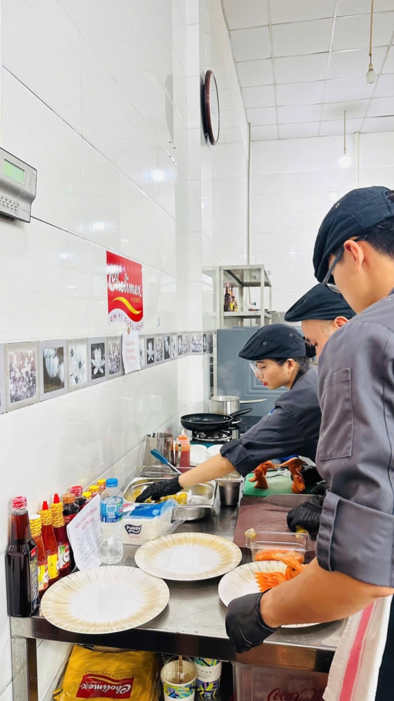 Thị trường tài chính biến động mạnh sau tin Mỹ tăng lãi suất - Vietnam.vn