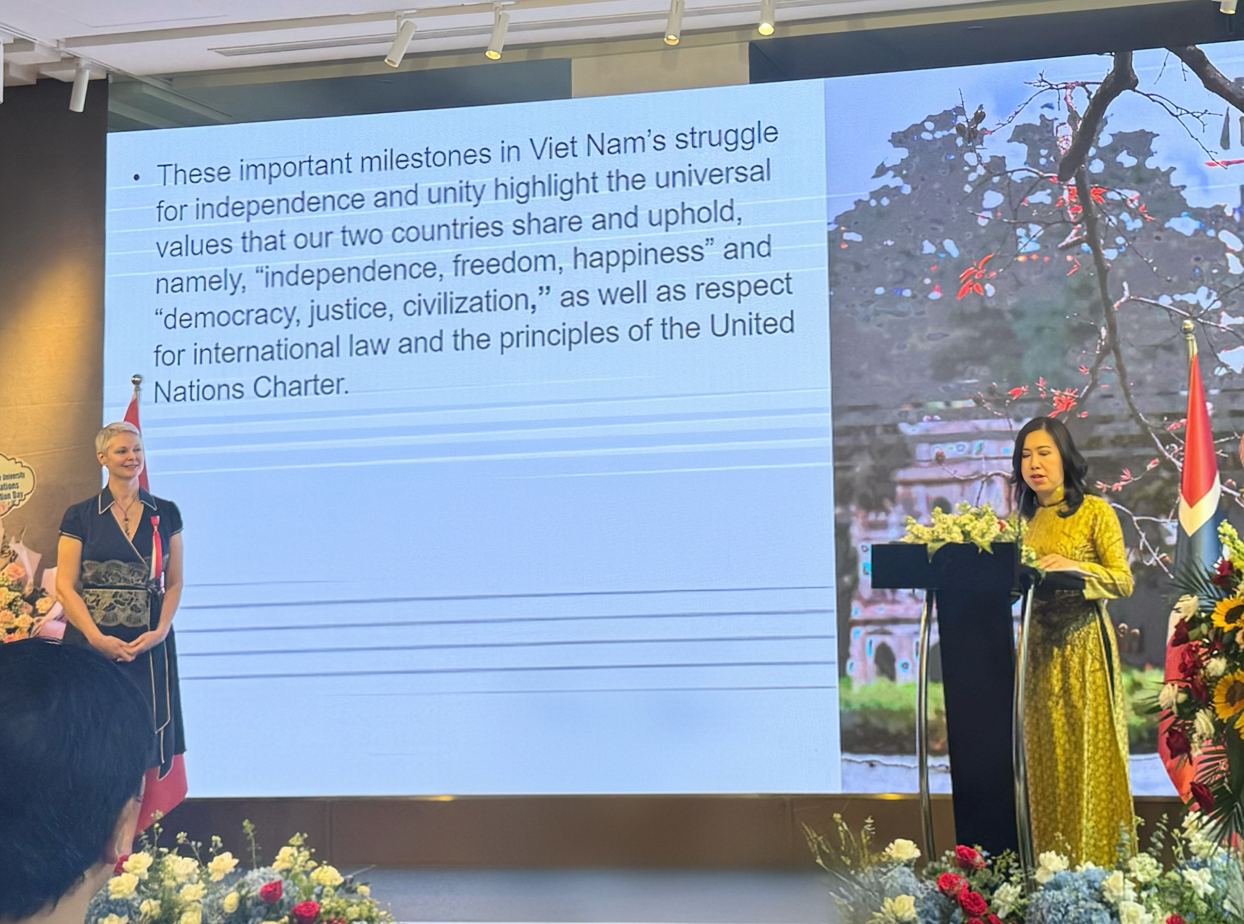 Deputy Minister of Foreign Affairs Le Thi Thu Hang speaks at the celebration of the 211th anniversary of Norwegian Constitution Day. (Photo: Phuong Hoa)