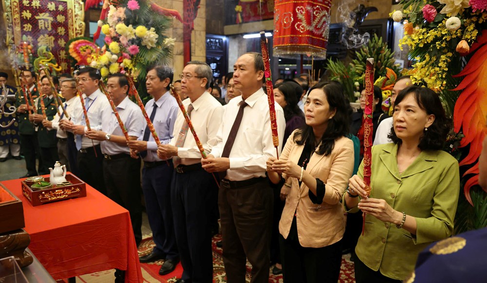 Trang trọng tổ chức nghi lễ tắm Bà Chúa Xứ núi Sam - ảnh 2