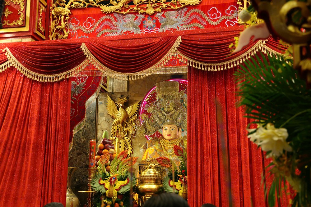 Trang trọng tổ chức nghi lễ tắm Bà Chúa Xứ núi Sam - ảnh 10