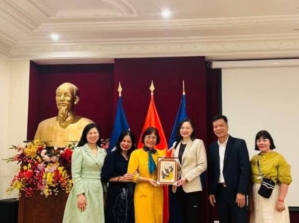 Nghiên cứu, tìm hiểu kinh nghiệm quốc tế trong lĩnh vực bảo tồn di sản văn hóa phi vật thể - ảnh 1