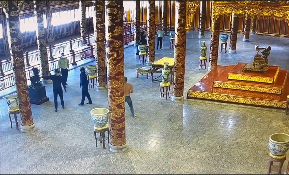 12 thành viên Hội đồng đánh giá để phục chế Ngai vua triều Nguyễn là ai? - ảnh 1