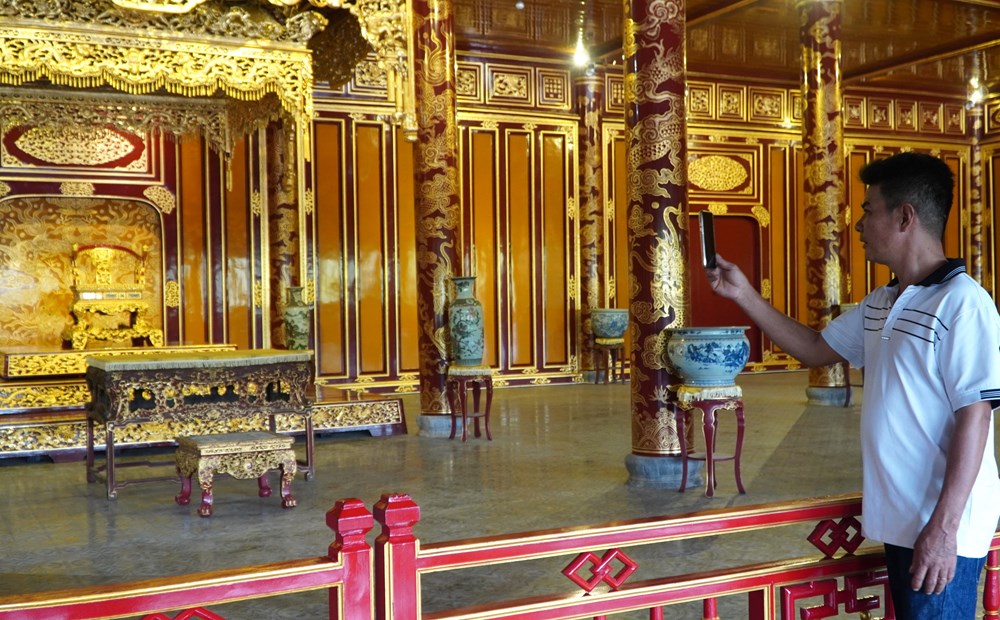 12 thành viên Hội đồng đánh giá để phục chế Ngai vua triều Nguyễn là ai? - ảnh 2