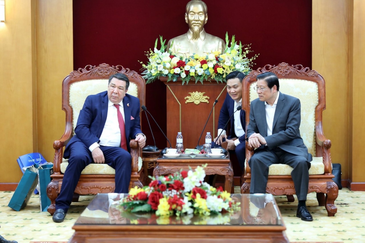 Benh-vien-Quan-y-87-to-chuc-ngay-hoi-kham.jpg - Vietnam.vn Lãnh đạo VIMC – ARIES Shipping thăm và làm việc cùng ông Phan Đình Trạc - Ủy viên Bộ Chính trị, Bí thư Trung ương Đảng, Trưởng Ban Nội chính Trung ương.