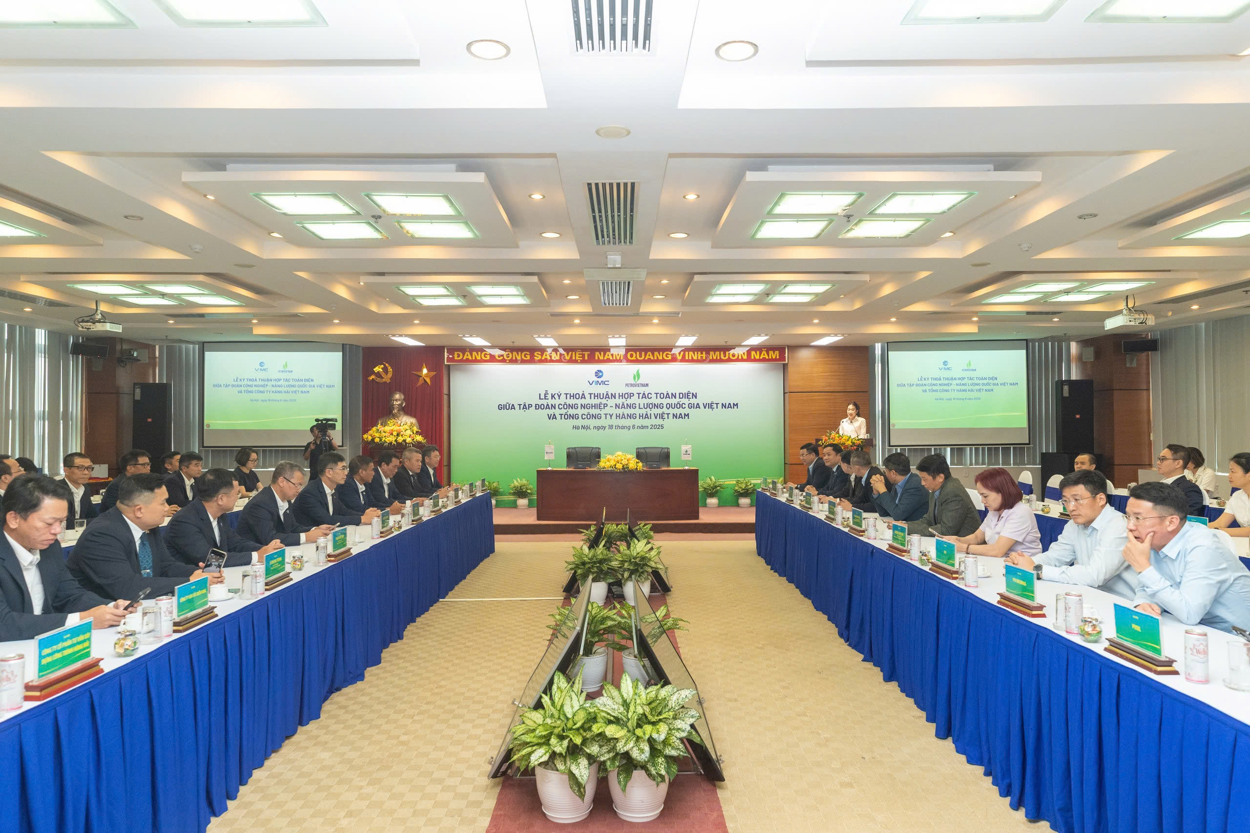 1679153919_Moscow-quyet-bao-vay-toan-thanh-pho-Bakhmut-Duc-binh.jpg - Vietnam.vn