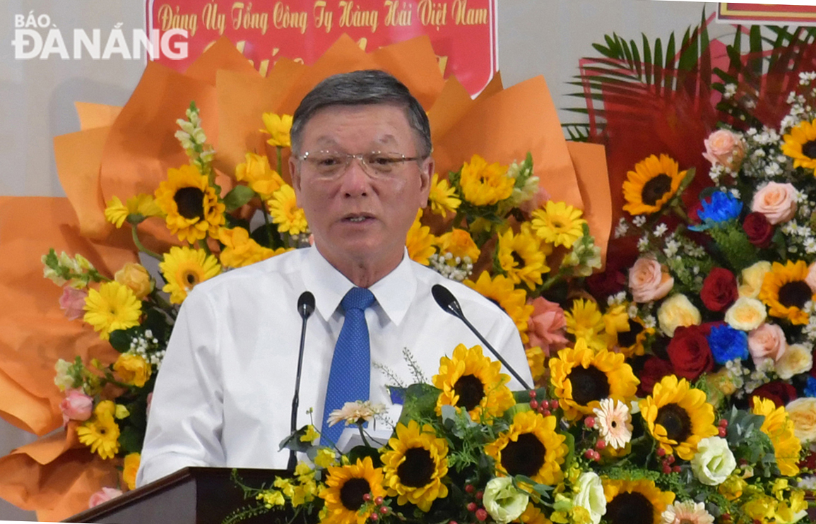 Chủ tịch Ủy ban MTTQ Việt Nam thành phố Đà Nẵng Lê Văn Trung, phát biểu chỉ đạo đại hội.