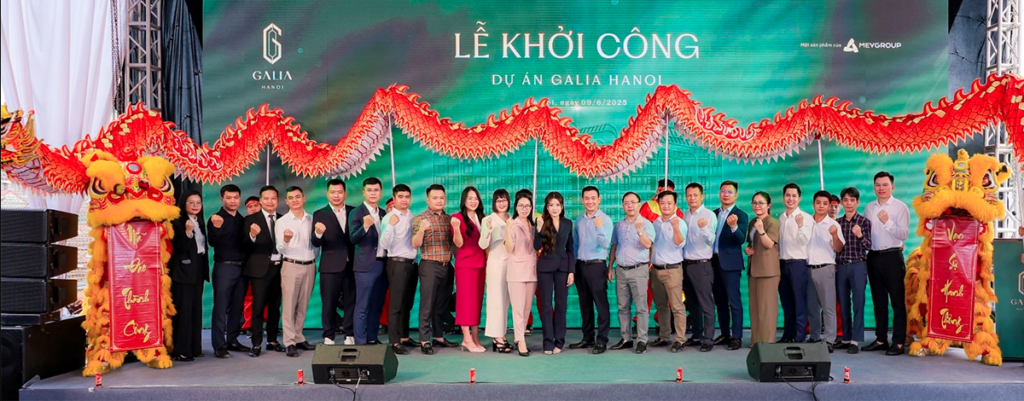 Lanh-dao-tinh-Gia-Lai-tham-chuc-Tet-Chol-Chnam.jpg - Vietnam.vn