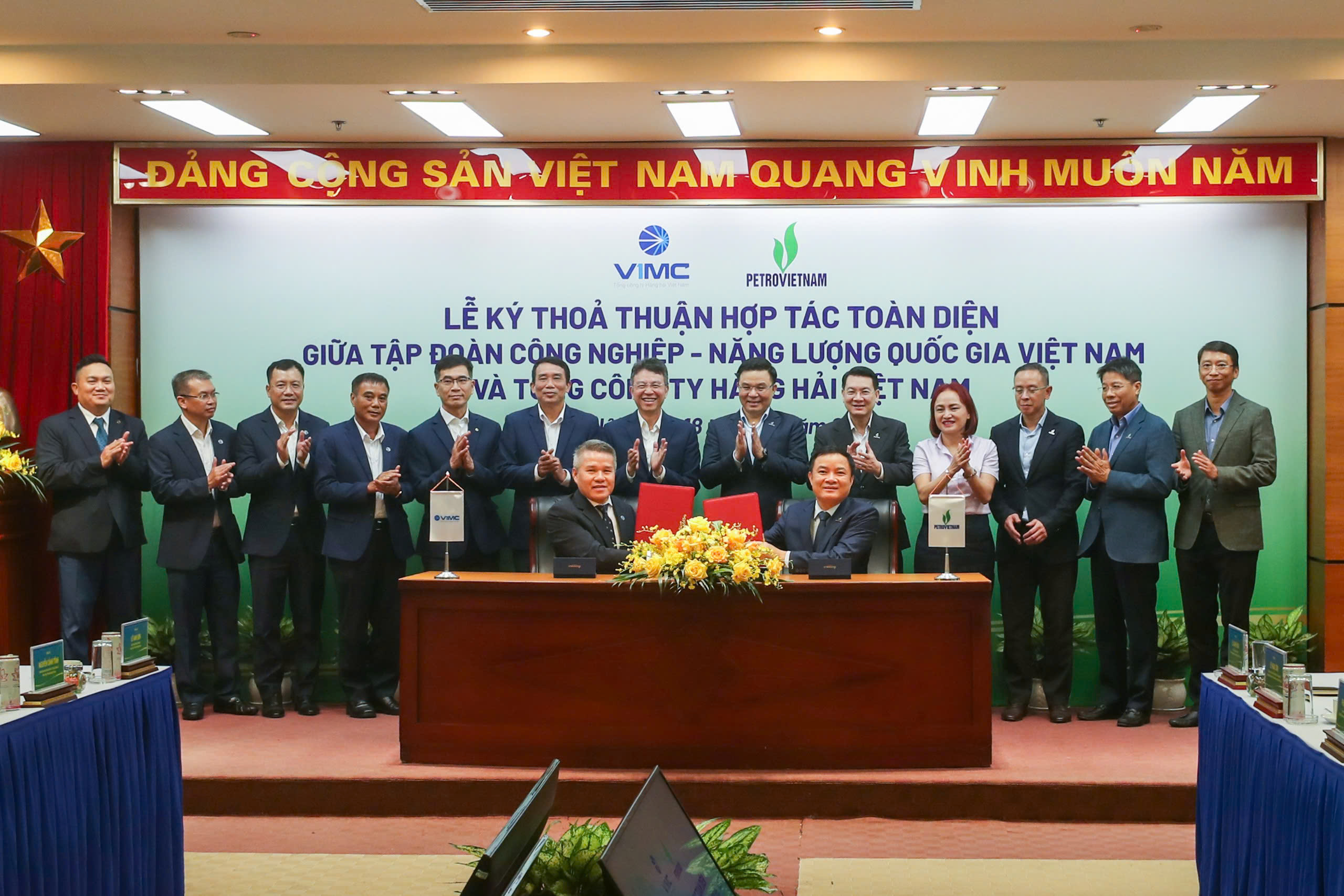 1679154316_Doi-tuyen-nu-Viet-Nam-nhan-duoc-bao-nhieu-tien.jpg - Vietnam.vn