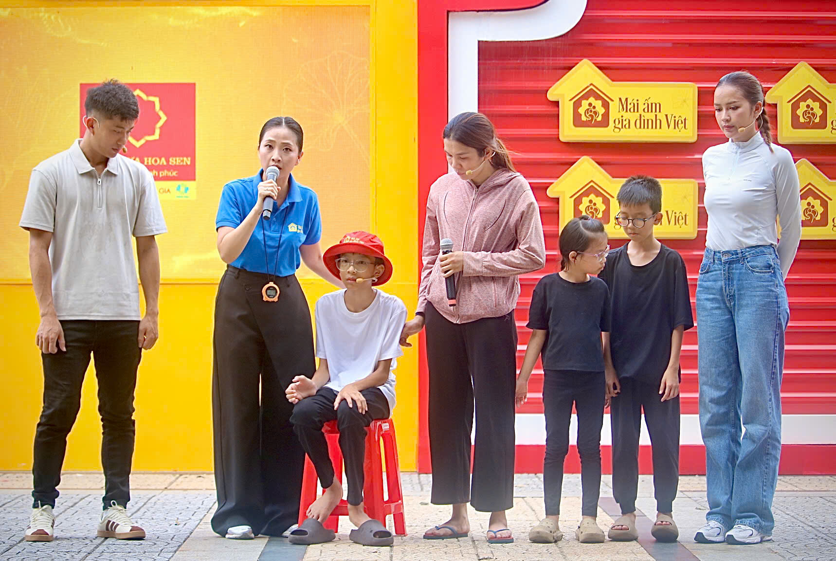 Công ty GSM đầu tư vào Be Group, hỗ trợ tài xế chuyển đổi sang xe điện - Vietnam.vn Hoa hậu Ngọc Châu xúc động khi trở lại chương trình lần thứ hai. Cô chia sẻ mong muốn đồng hành lâu dài cùng trẻ em khó khăn trên cả nước và lan tỏa những giá trị tích cực.